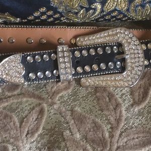 Nacoma Leather Belt.